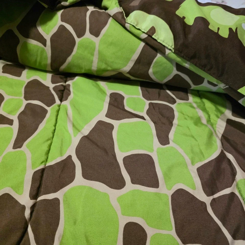 Circo Jungle Safari Animal Print Reversible‎ Comforter Brown Green Lion Giraffe